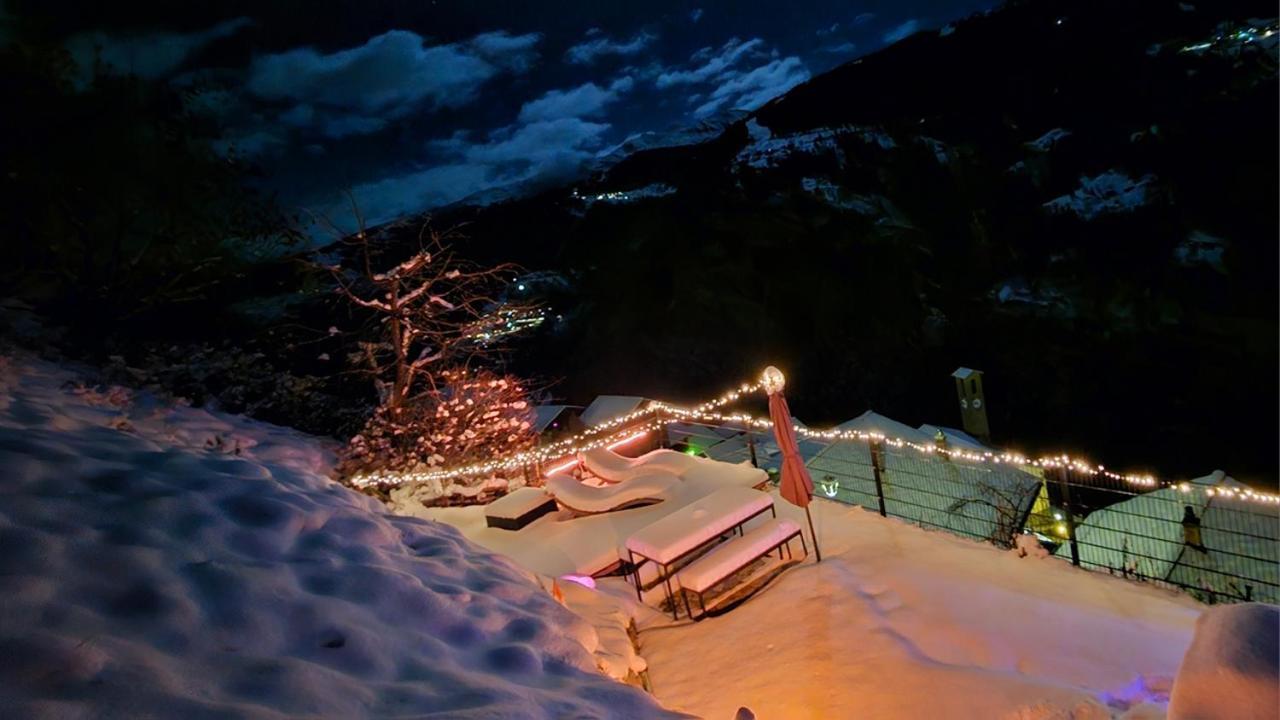 Mattertal Lodge Embd Exteriör bild
